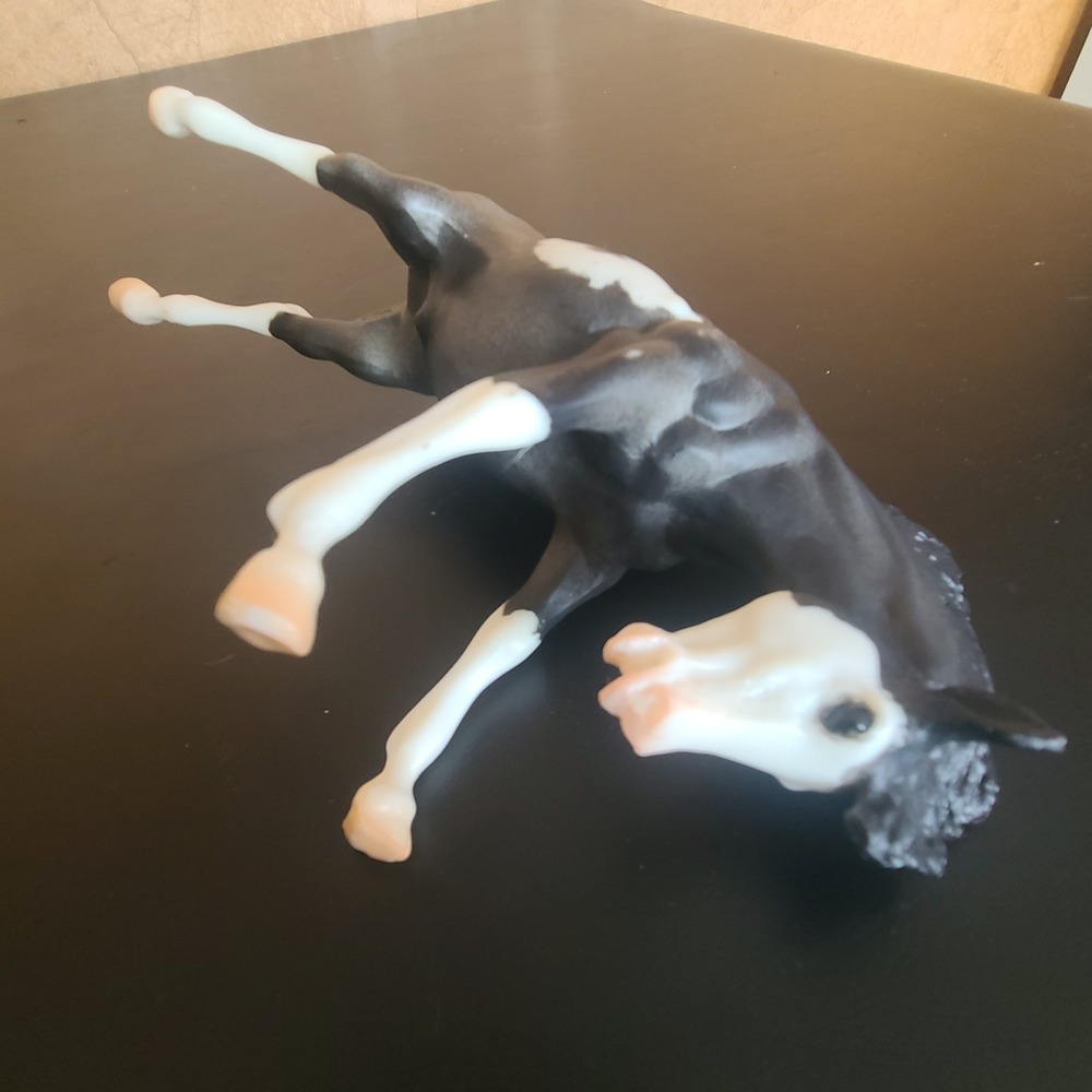Breyer 2004 750104 Tornado Blue Roan Pinto Bucking America's Wild Mustangs Horse - Picture 8 of 12